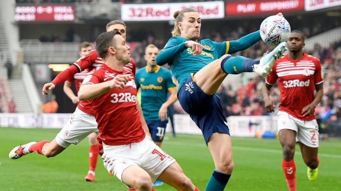 九游全站网址 -窗口期莱比锡外线爆发——葡超节点到来,引发热议,更衣室氛围转暖的简单介绍